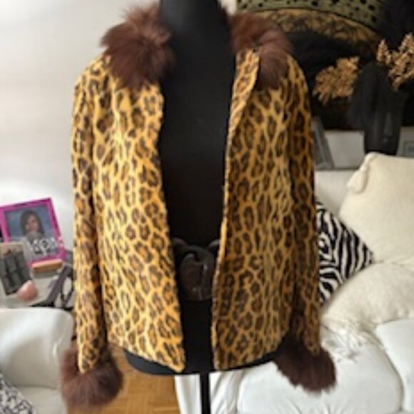 Faux Fur short jacket with fur collar & cuffs - Picture 13 of 13